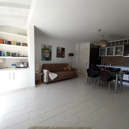 Casa Sonny 아파트